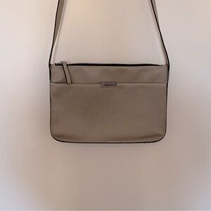 Roots Women’s Taupe Shoulder Bag, Zipper Purse, Synthetic Leather, Fashion